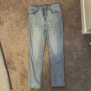 White-Washed Slim American Eagle Jeans
Size 28x30